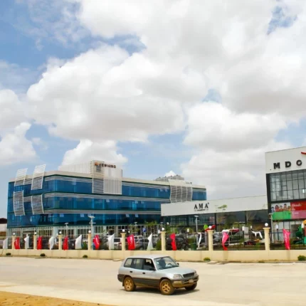 Best Sales Light Weight Prefabricated Structural Steel Office Building / Hangar / Workshop / Warehouse Welding Cutting 50-Year