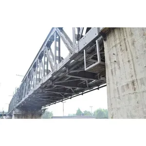 Large-span steel structure factory with main frame members in higher strength steel
